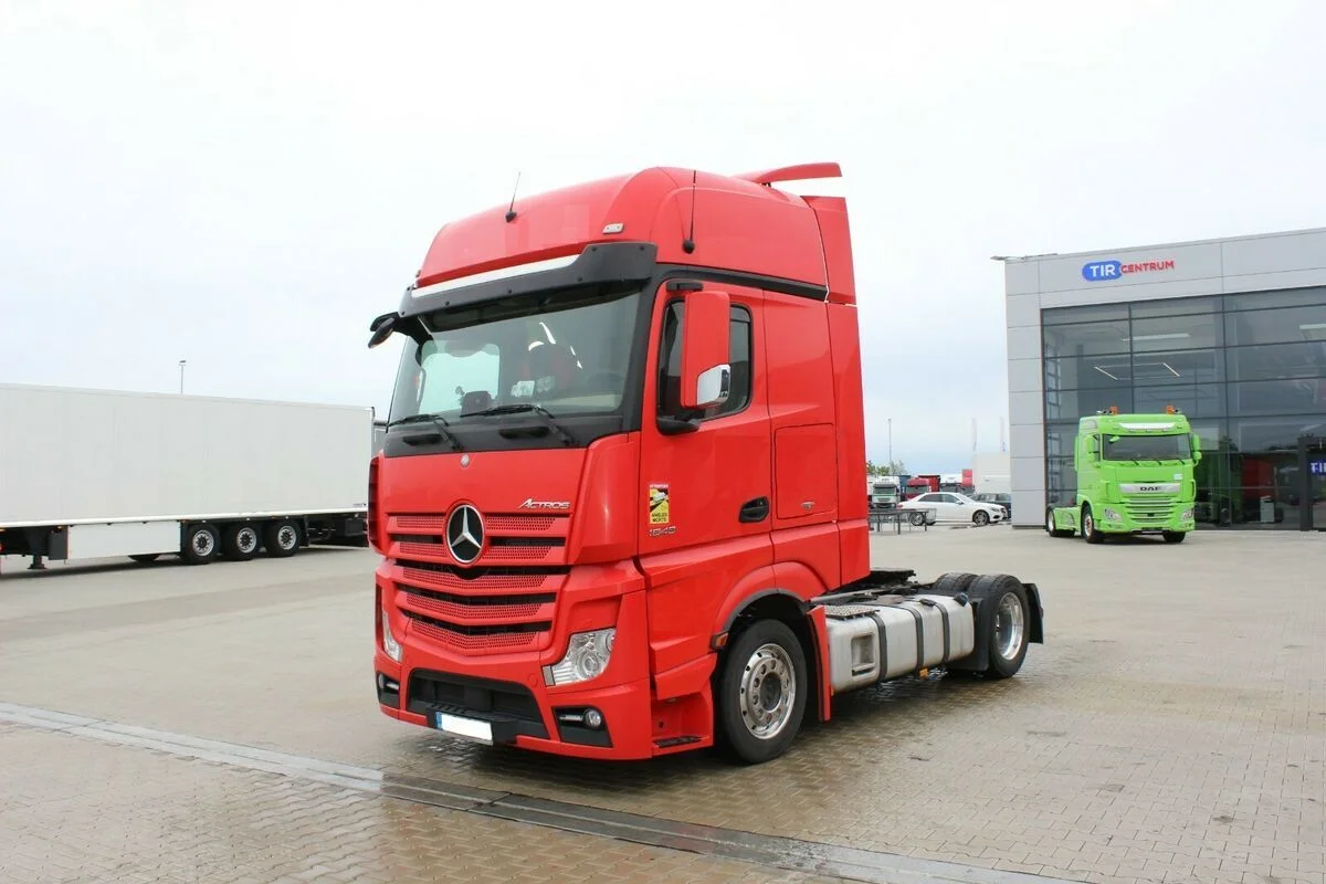 Conheça mais um pouco do Caminhão Mercedes Benz Actros L1848