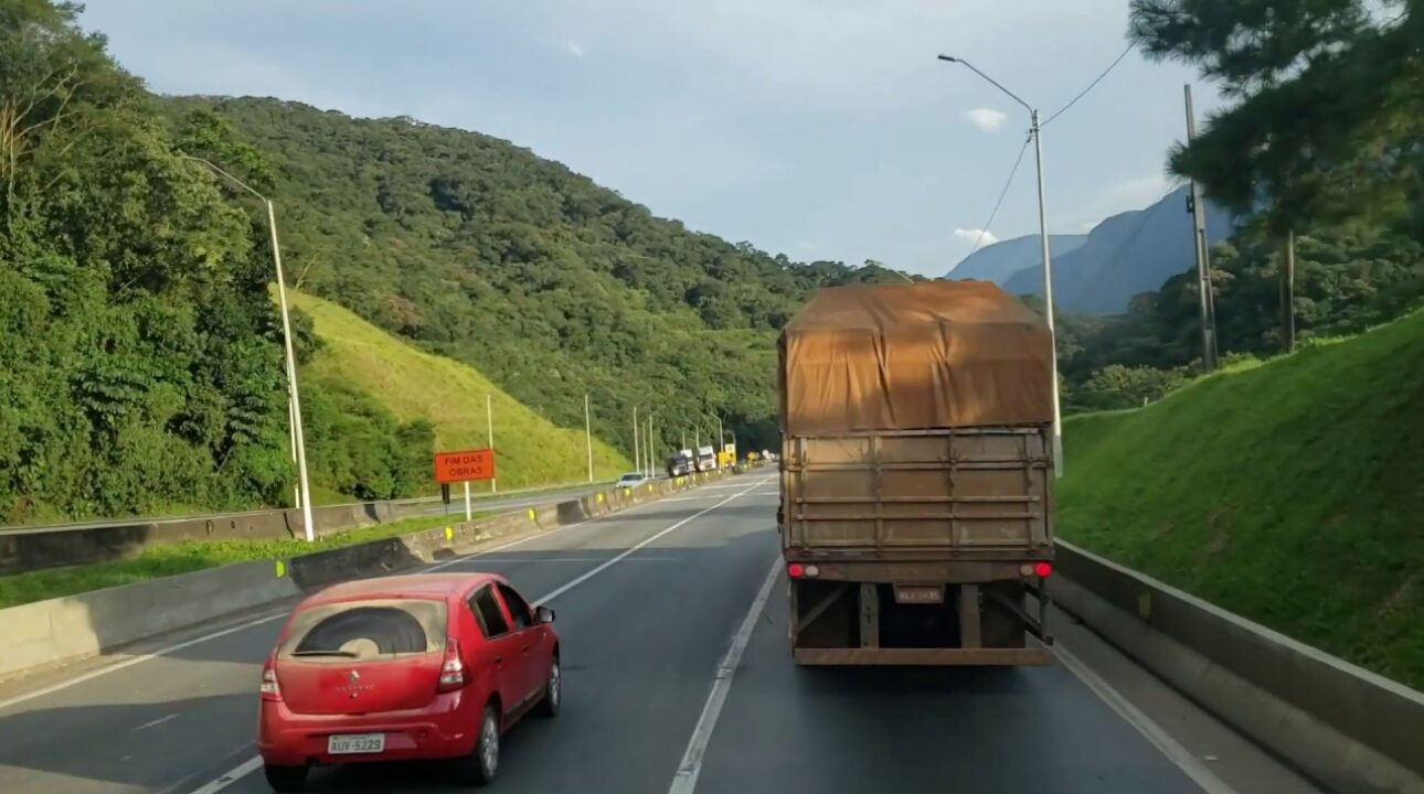 Como resolver o problema da falta de torque de um motor em uma subida