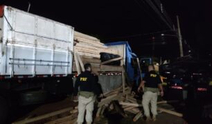 PRF encontra mais de uma tonelada de maconha em caminhão