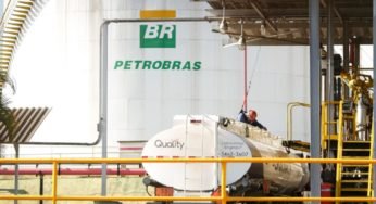 Petrobras anuncia corte de 5,2% no preço da gasolina para distribuidoras
