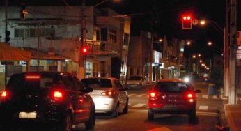 Quando avançar o sinal vermelho é permitido