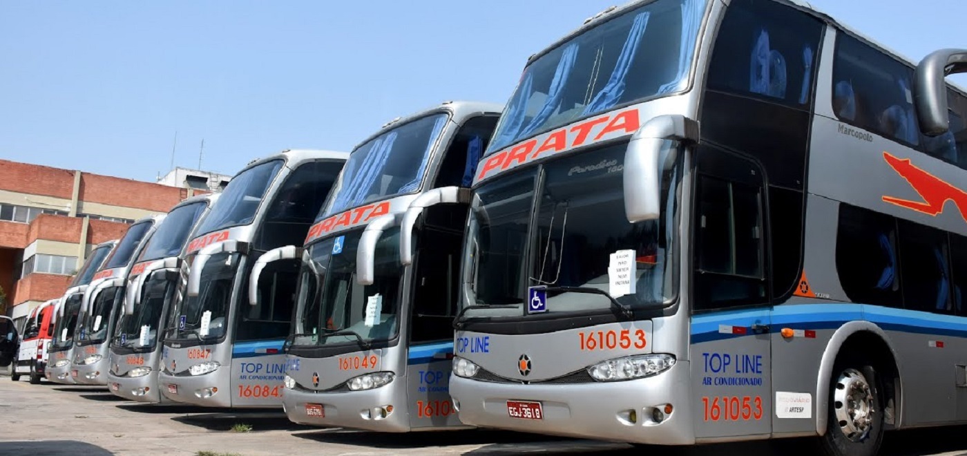 Vários ônibus do expresso de prata estão à venda