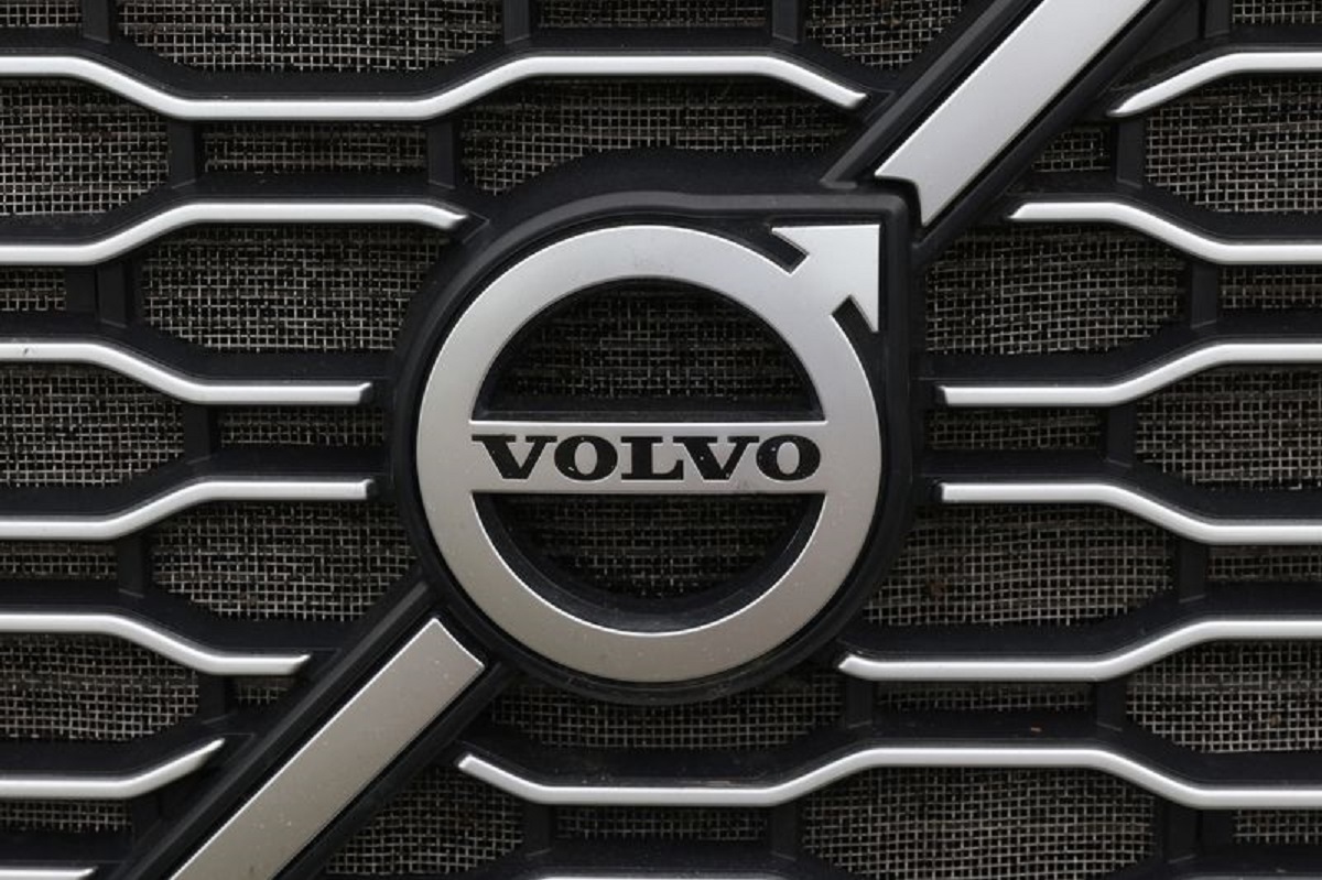 Volvo sofre com a falta de semicondutores no mercado e fechará as portas