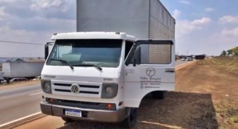 Caminhoneiro fica completamente sem freio do caminhão na BR