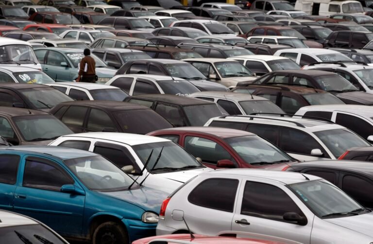 Carros com passagem por leilão será que valem a pena?