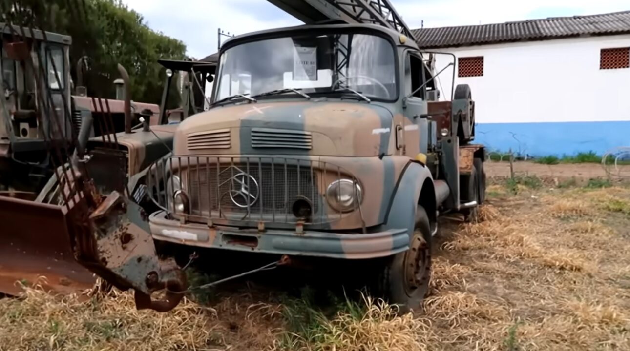 Veja os caminhões leiloados pelo exército