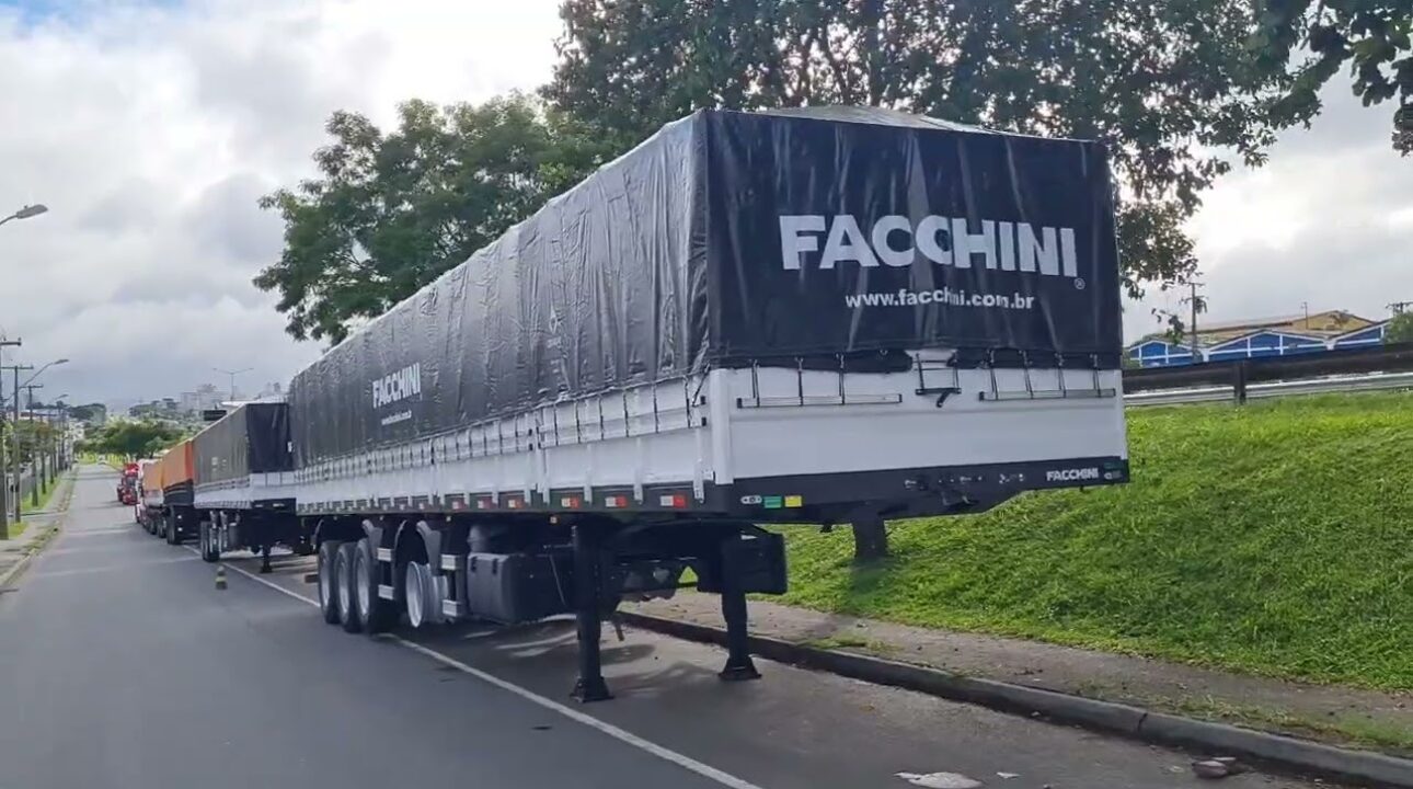 Veja quanto custa a carreta 4 eixos Facchini zero km 2023