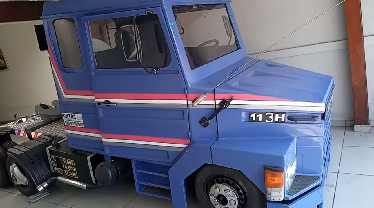 Video: Homem fabrica réplica do caminhão Scania 113H em sua própria casa.