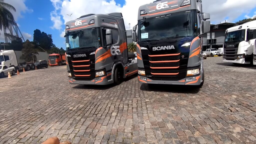 Scania traz novidades no controle de faróis dos seus caminhões