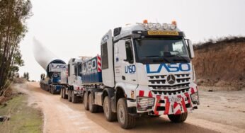 Com a ajuda dos novos caminhões da Mercedes, uma das maiores pá eólica do mundo é transportada em Portugal