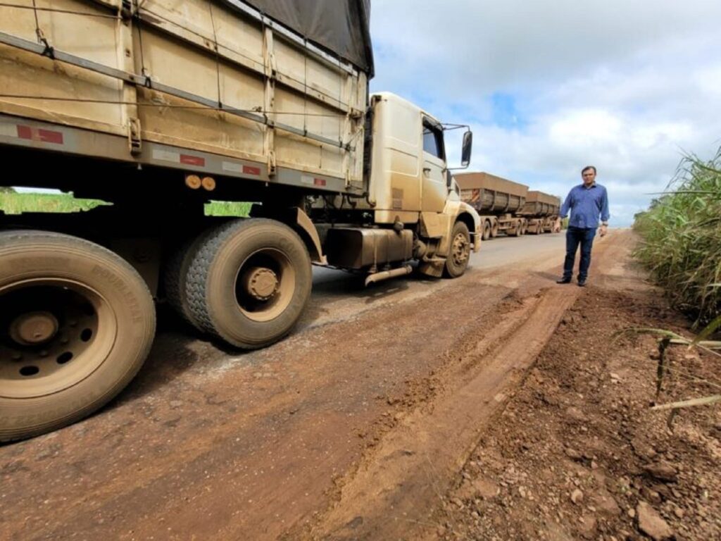 Deputado denuncia dinheiro mal usado nas cobranças de pedágio após verificar estado de rodovias