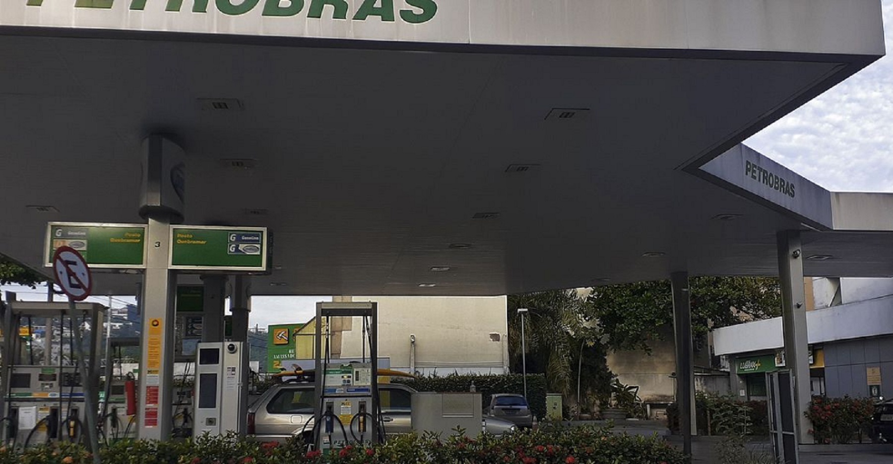 Petrobras reduziu o preço do diesel em R$ 0,40 às distribuidoras