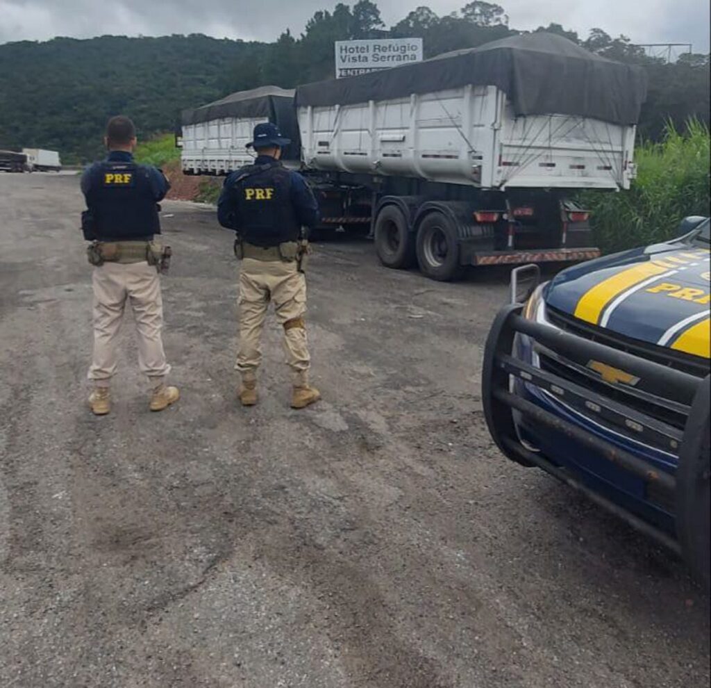 Polícia Rodoviária Federal consegue recuperar caminhão roubado no mesmo dia