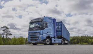 Volvo lança caminhões movidos a biogás