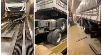 Carreta cai de tombador durante descarga e fica completamente destruída