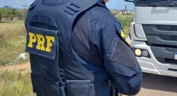 PRF flagra caminhoneiro transportando combustível sem nota fiscal