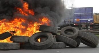 Caminhoneiro é condenado a 5 anos por queimar pneus em protestos