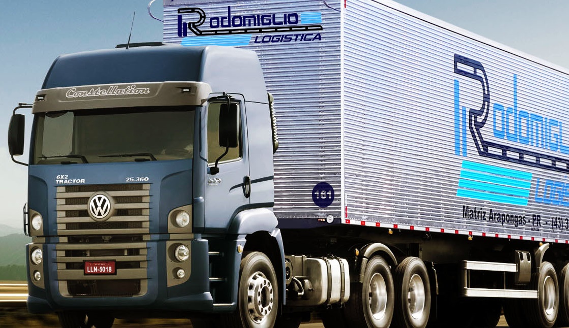 Caminhão da empresa Rodomiglo