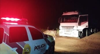 Manobra realizada por motorista chama atenção da polícia, que descobre furto de carreta