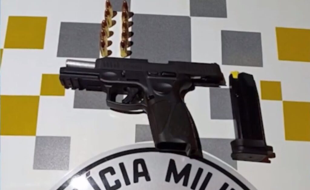 Caminhoneiro é detido por porte ilegal de arma