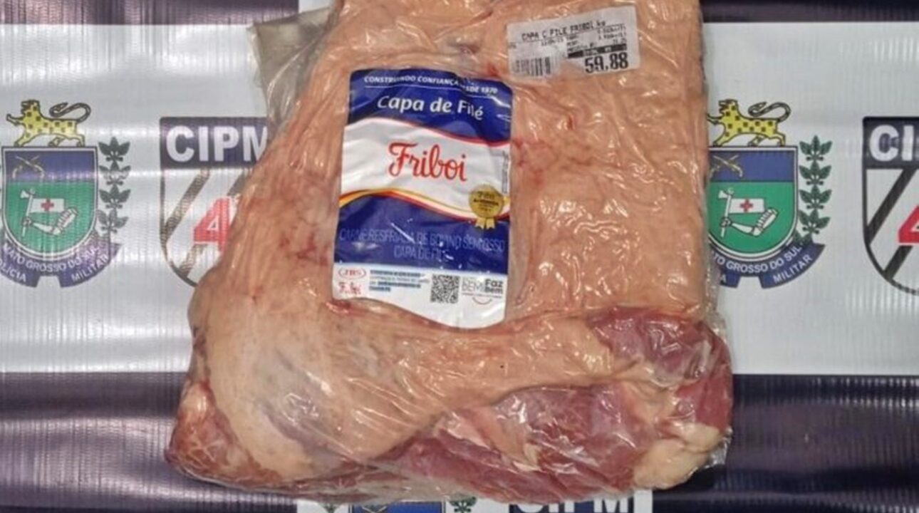 Caminhoneiro é preso por roubar carne em açougue durante a entrega de mercadorias