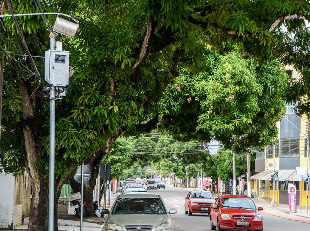 O que diz a lei sobre radares escondidos?