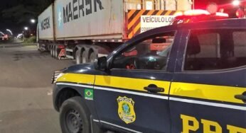 Transportadora é multada em 14 mil reais por excesso de peso em caminhão