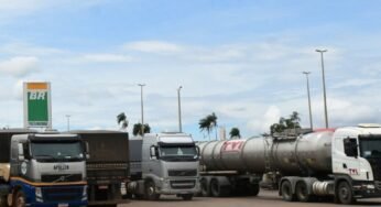 Cerca de 110 mil caminhoneiros podem ser obrigados a devolver dinheiro do auxílio caminhoneiro