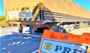 Em 24 horas a PRF flagra dois caminhões transportando mercadorias com nota fiscal irregular