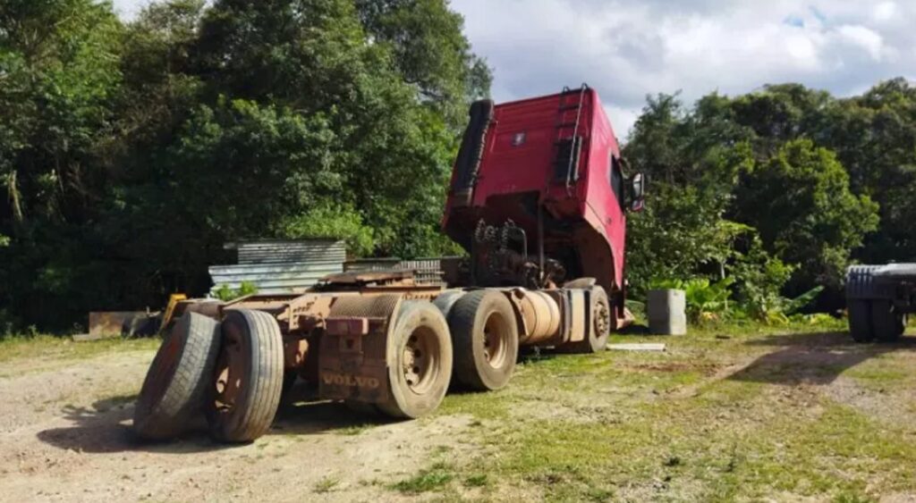 Caminhoneiro é preso após simular furto de carga