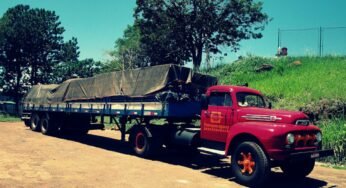 Conheça o Ford Big job F8, um dos caminhões mais raros do Brasil