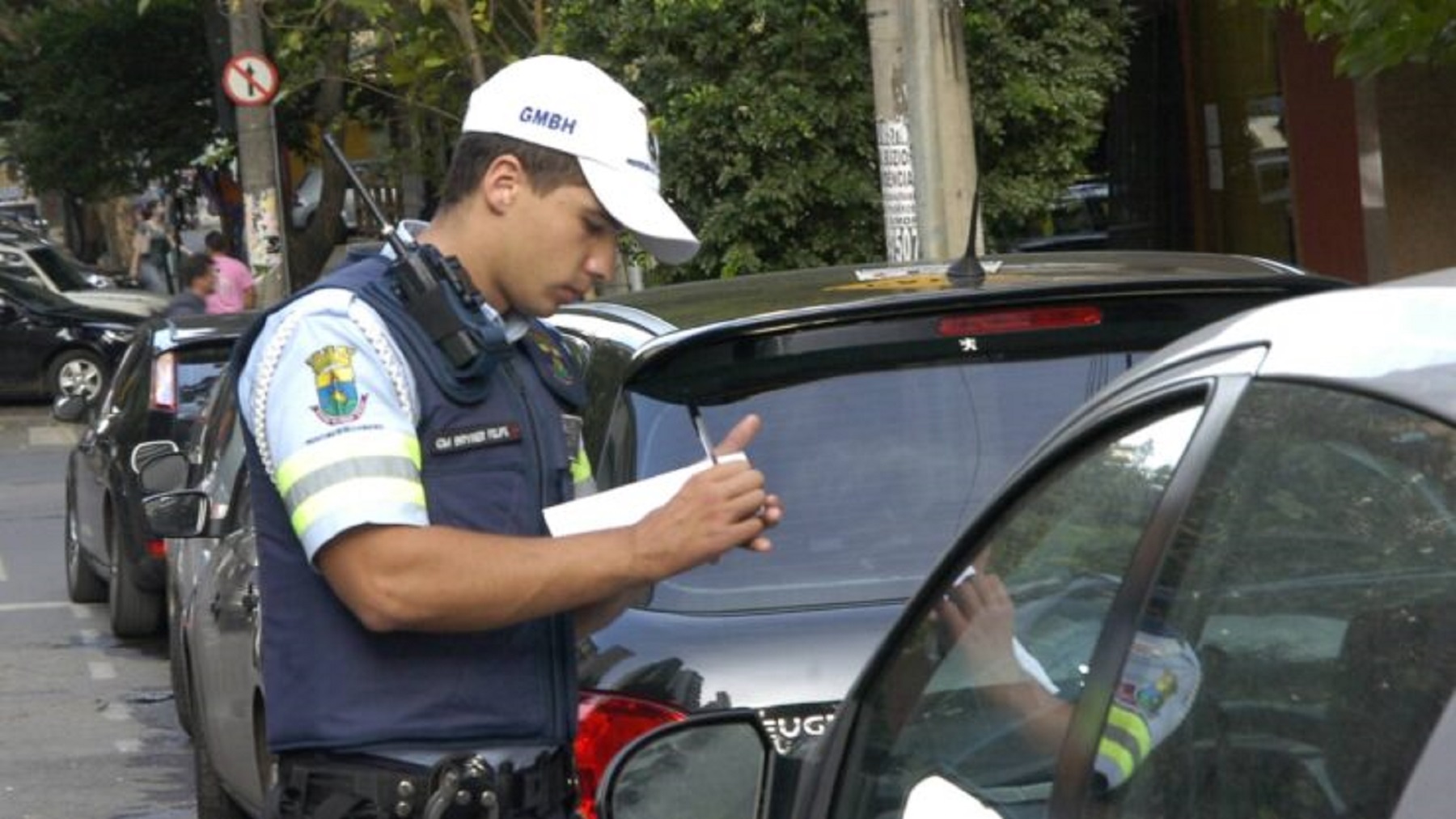 Veja 5 infrações de trânsito que muitos motoristas cometem sem saber