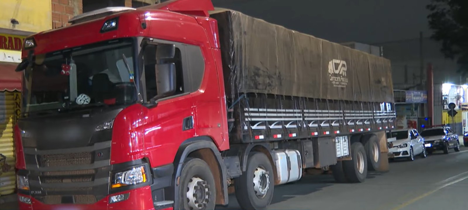 Caminhoneiro sofre sequestro, é agredido e quase morre na frente da família