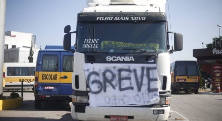 Greve dos caminhoneiros do passado trouxe impacto econômico, mas teve poucos benefícios duradouros