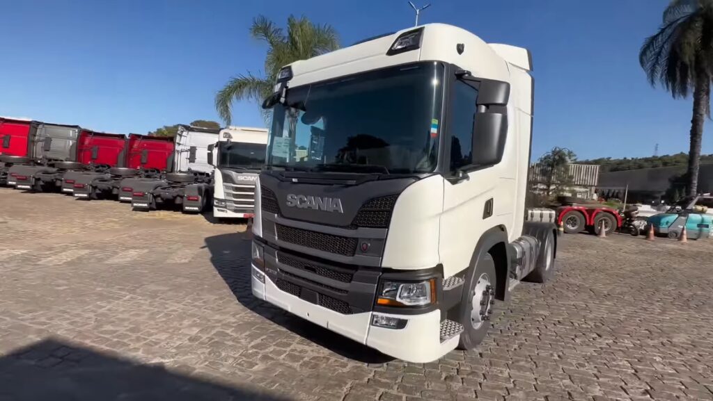 Veja quanto custa um Scania P 370 4 × 2, 2023