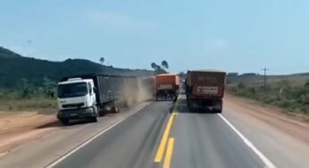 Caminhoneiro é flagrado forçando outros caminhões para fora da pista