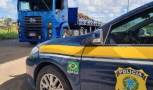 PRF apreende caminhão adquirido em rifa virtual devido a adulteração no semirreboque
