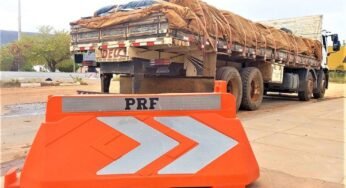PRF flagra caminhão com excesso de peso e pneus desgastados