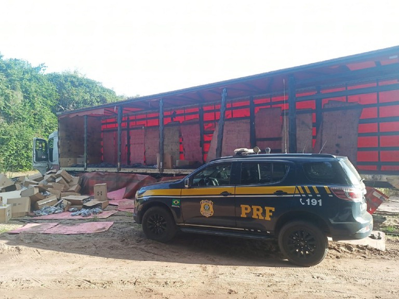 PRF recupera no mesmo dia caminhão roubado no Rio Grande do Norte