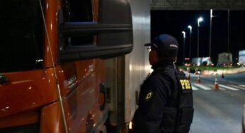 Adolescentes que tentaram assaltar caminhoneiros na BR-116 são apreendidos pela PRF