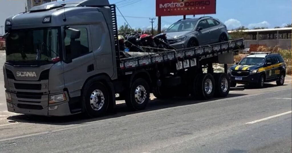 Caminhão sorteado na internet é apreendido pela Polícia Rodoviária Federal