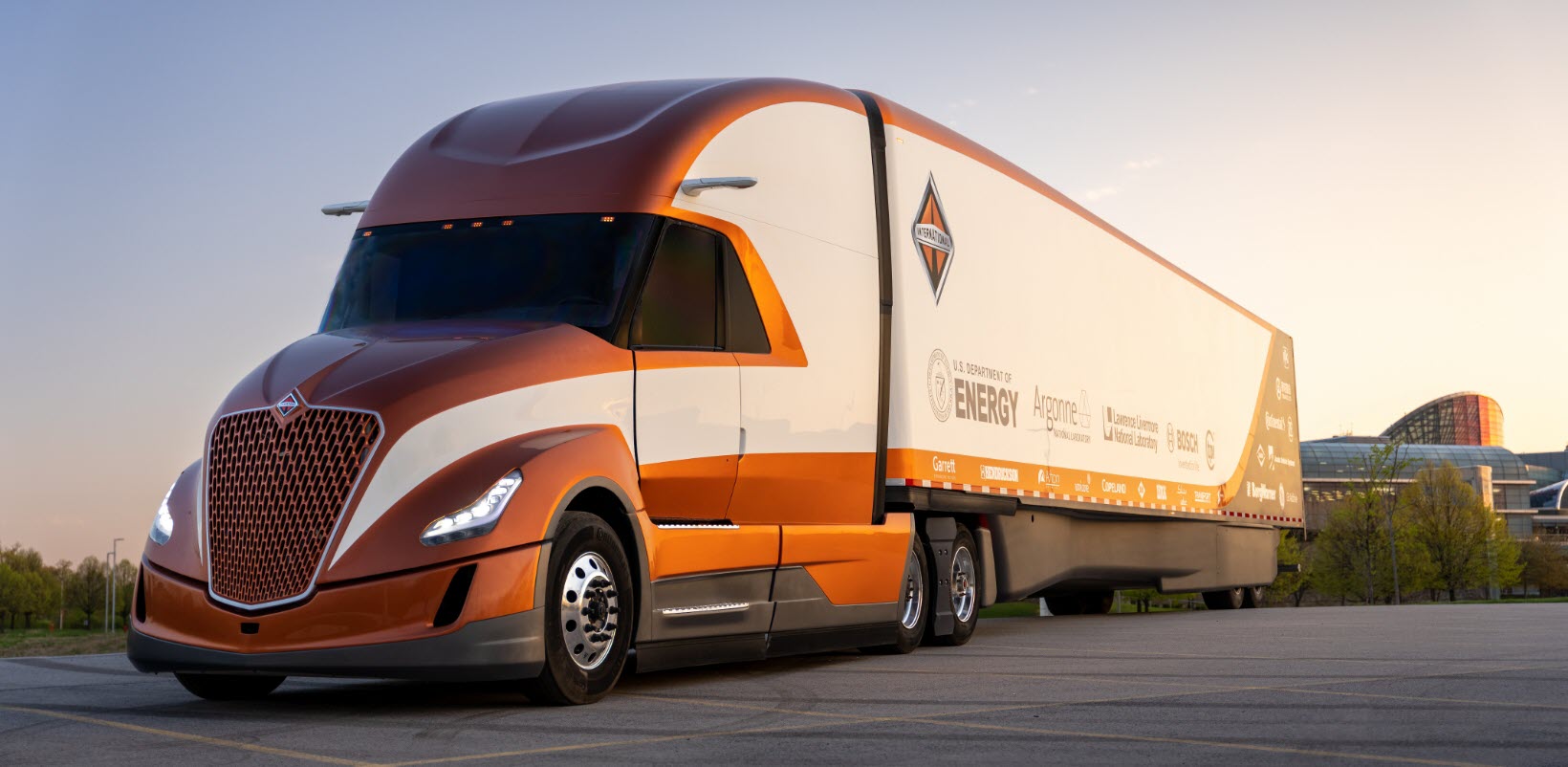 Conheça o caminhão mais aerodinâmico e eficiente construído pela Volvo até hoje