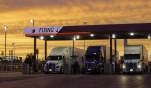 Veja o passo a passo para se tornar caminhoneiro no estado de Iowa, Estados Unidos