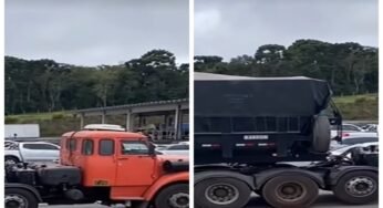 Scania ‘jacaré’ no quarto eixo chama atenção na estrada