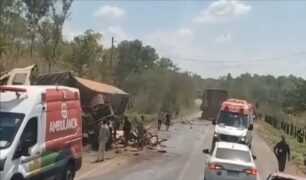 Caminhoneiro morre após semirreboque se soltar de outro caminhão e atingir seu veículo