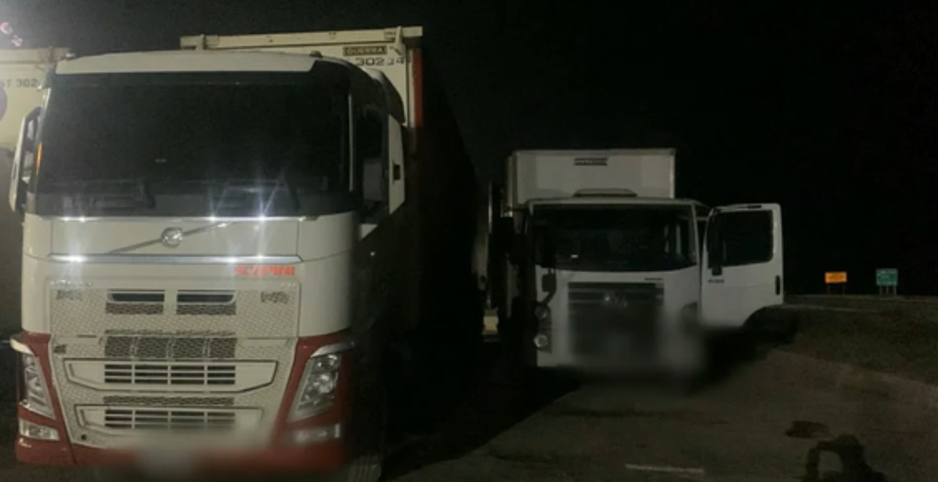 Criminosos roubam pneus da carga de caminhão durante o pernoite em posto