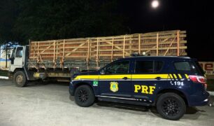 PRF flagra motorista de caminhão transportando mercadoria sem a nota fiscal