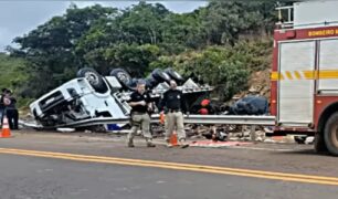 Caminhoneiro morre após grave acidente na BR-251