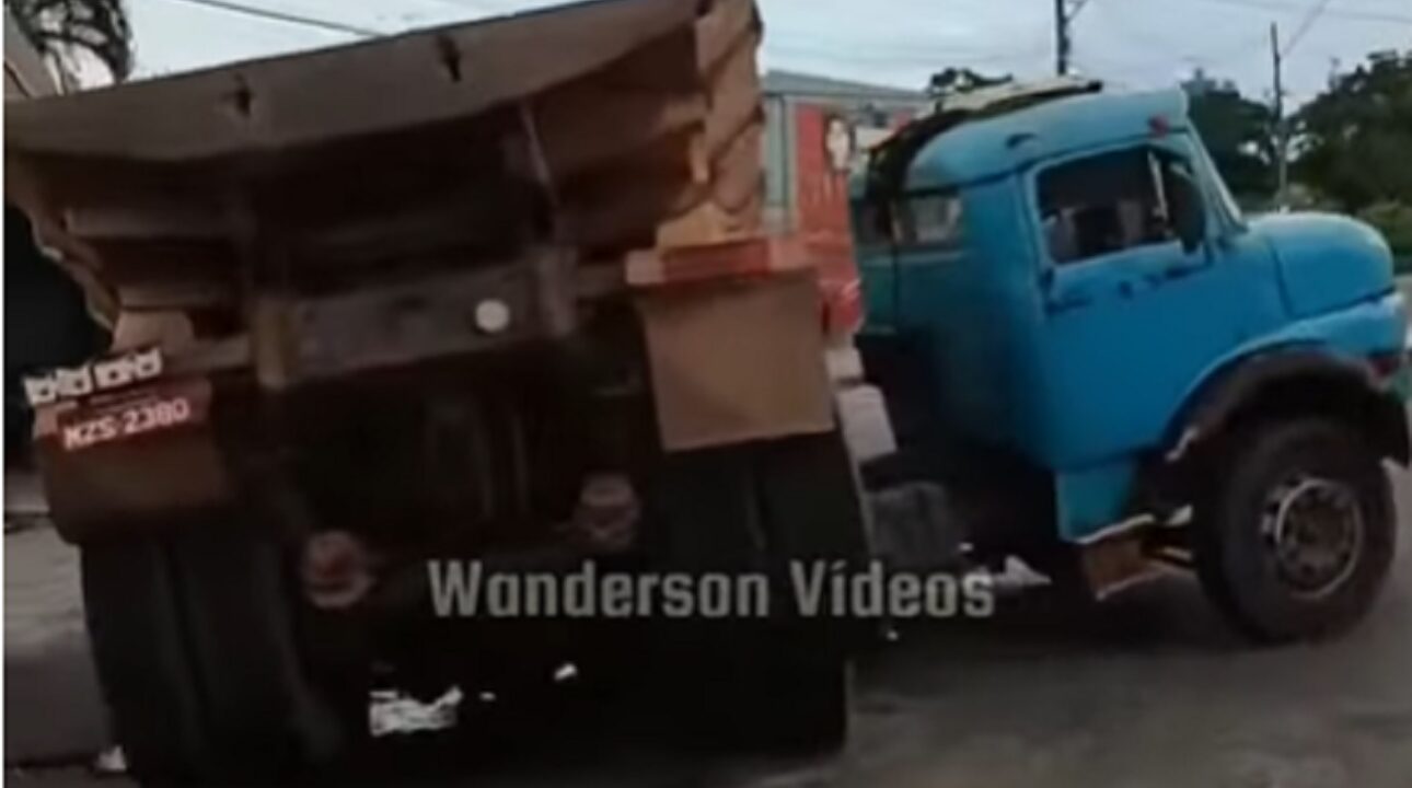 Caminhão é flagrado com chassi quebrado em Avenida movimentada