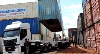 Nova forma de carga e descarga surpreende caminhoneiros